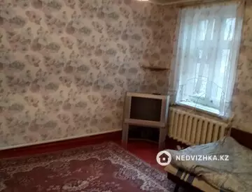 2-комнатная квартира, этаж 1 из 1, 42 м², На длительный срок