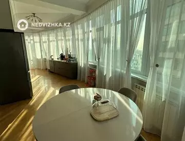 3-комнатная квартира, этаж 7 из 20, 170 м², На длительный срок