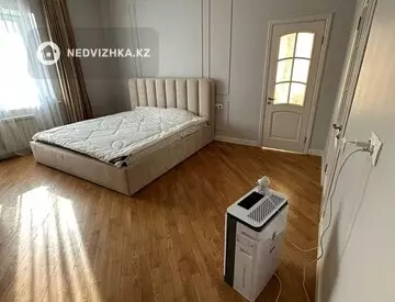 3-комнатная квартира, этаж 7 из 20, 170 м², На длительный срок