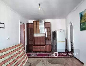 3-комнатная квартира, этаж 4 из 4, 50 м²