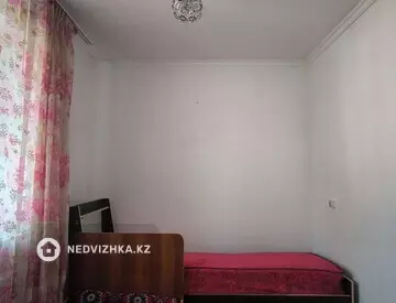 3-комнатная квартира, этаж 4 из 4, 50 м²