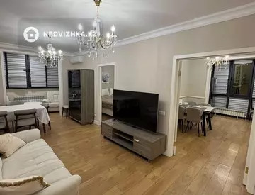 2-комнатная квартира, этаж 3 из 10, 62 м², На длительный срок