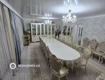 5-комнатный дом, 7 соток, 200 м²