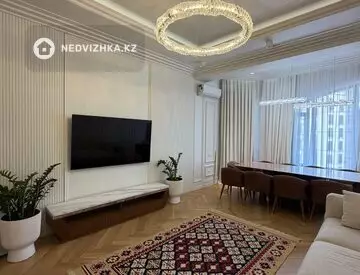 3-комнатная квартира, этаж 5 из 7, 121 м²
