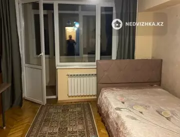3-комнатная квартира, этаж 4 из 8, 100 м², На длительный срок