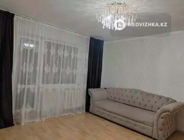 4-комнатная квартира, этаж 8 из 9, 77 м²