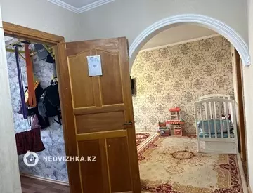 3-комнатная квартира, этаж 5 из 5, 60 м²