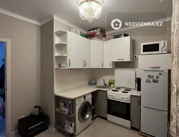 1-комнатная квартира, этаж 12 из 16, 38 м²