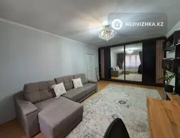 1-комнатная квартира, этаж 2 из 14, 49 м²