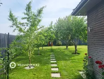 4-комнатная дача, 6 соток, 65 м²