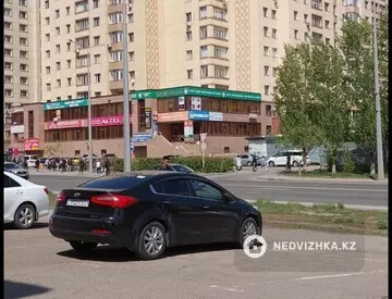 Помещение, этаж 2 из 2, 300 м²