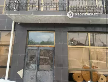 2-комнатная квартира, этаж 1 из 2, 300 м², На длительный срок