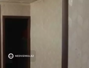 2-комнатная квартира, этаж 1 из 5, 42 м²