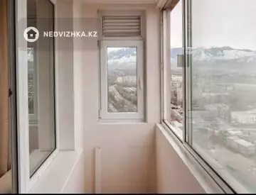 2-комнатная квартира, этаж 22 из 25, 72 м²