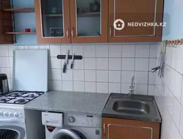 1-комнатная квартира, этаж 3 из 4, 33 м², На длительный срок