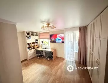 1-комнатная квартира, этаж 3 из 9, 34 м²