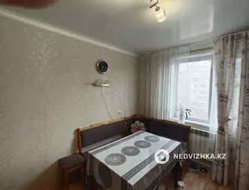 3-комнатная квартира, этаж 4 из 6, 67 м²