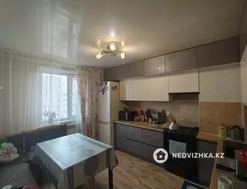 3-комнатная квартира, этаж 4 из 6, 67 м²