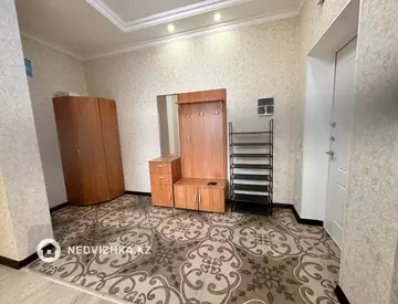 3-комнатная квартира, этаж 8 из 9, 104 м²