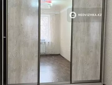 2-комнатная квартира, этаж 4 из 5, 49 м²