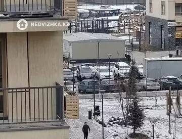 2-комнатная квартира, этаж 5 из 12, 51 м², На длительный срок