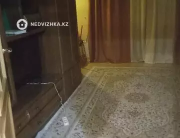 2-комнатная квартира, этаж 1 из 6, 48 м², На длительный срок