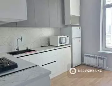 1-комнатная квартира, этаж 4 из 9, 44 м²