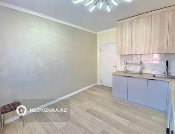 2-комнатная квартира, этаж 9 из 9, 62 м²