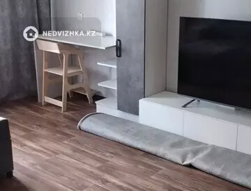 4-комнатная часть дома, 8 соток, 80 м²