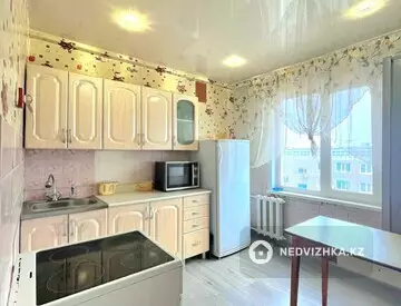 4-комнатная квартира, этаж 5 из 5, 84 м²