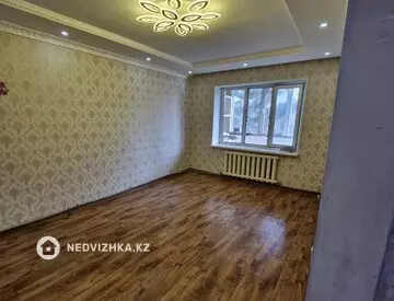 3-комнатная квартира, этаж 3 из 3, 38 м²