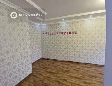 3-комнатная квартира, этаж 3 из 3, 38 м²