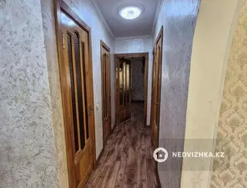 3-комнатная квартира, этаж 3 из 3, 38 м²