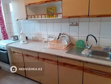 2-комнатная квартира, этаж 2 из 9, 46 м², На длительный срок