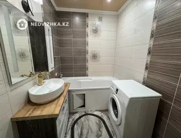 2-комнатная квартира, этаж 3 из 12, 100 м², Посуточно