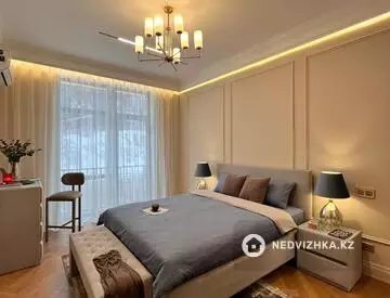 3-комнатная квартира, этаж 2 из 3, 131 м²