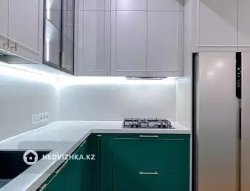 3-комнатная квартира, этаж 2 из 3, 131 м²