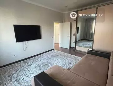 1-комнатная квартира, этаж 2 из 11, 49 м², На длительный срок