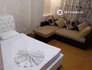 2-комнатная квартира, этаж 5 из 10, 45 м², На длительный срок