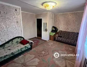1-комнатная квартира, этаж 3 из 5, 31 м²