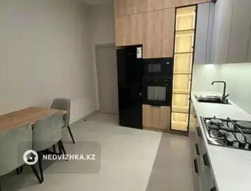 2-комнатная квартира, этаж 7 из 12, 60 м²