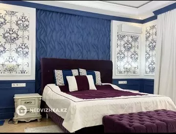 4-комнатная квартира, этаж 4 из 10, 169 м²