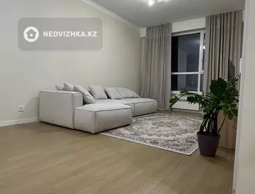 2-комнатная квартира, этаж 4 из 12, 65 м²