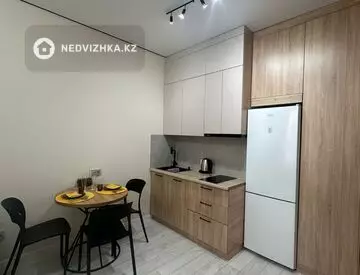 2-комнатная квартира, этаж 8 из 13, 48 м²