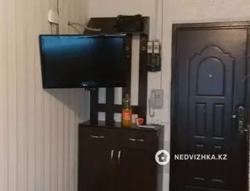 1-комнатная квартира, этаж 4 из 4, 17 м²