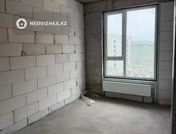 1-комнатная квартира, этаж 4 из 6, 40 м²