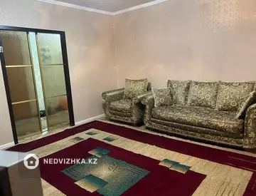 1-комнатная квартира, этаж 5 из 5, 41 м², На длительный срок