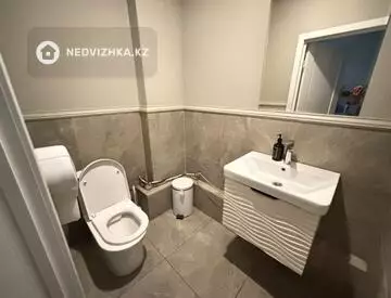 Салон, Гостиница и др., этаж 1, 235 м²