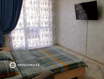 1-комнатная квартира, этаж 8 из 10, 37 м²