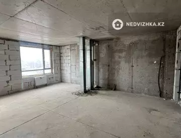 1-комнатная квартира, этаж 3 из 9, 42 м²